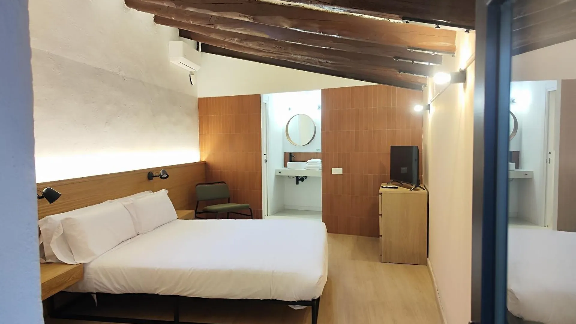Mazi Placa Gran Mataró 0*,  España
